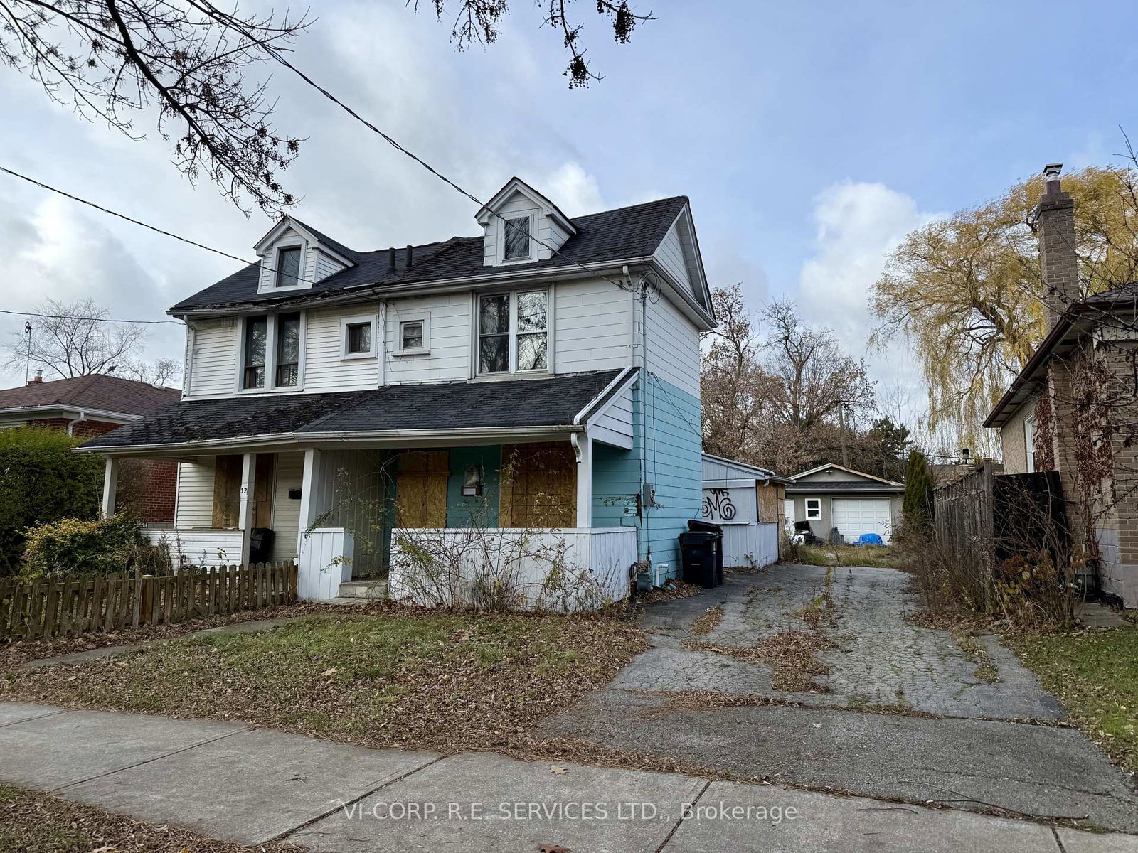 10-cavell-avenue-etobicoke-ontario-w12587112