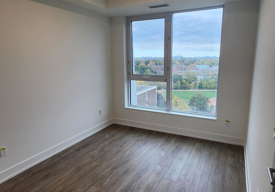 60-central-park-roadway-etobicoke-ontario-w12587174