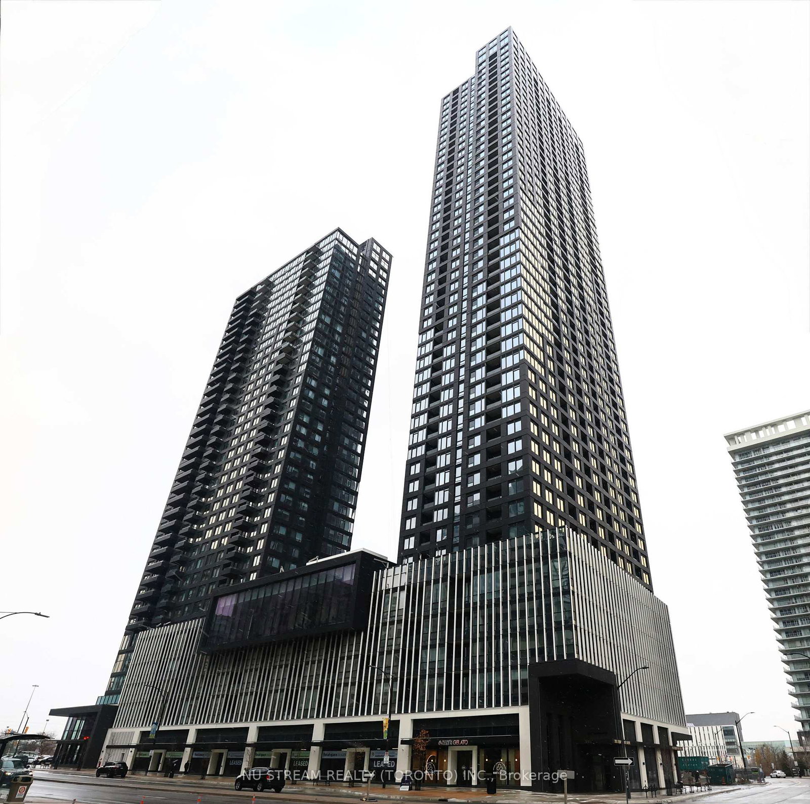 395-square-one-drive-mississauga-ontario-w12587308
