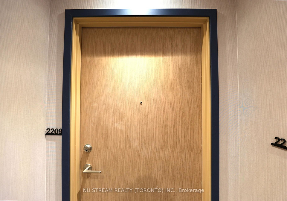 395-square-one-drive-mississauga-ontario-w12587308