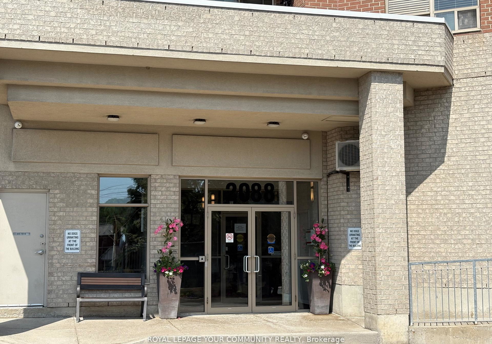 2088-lawrence-avenue-w-north-york-ontario-w12587434