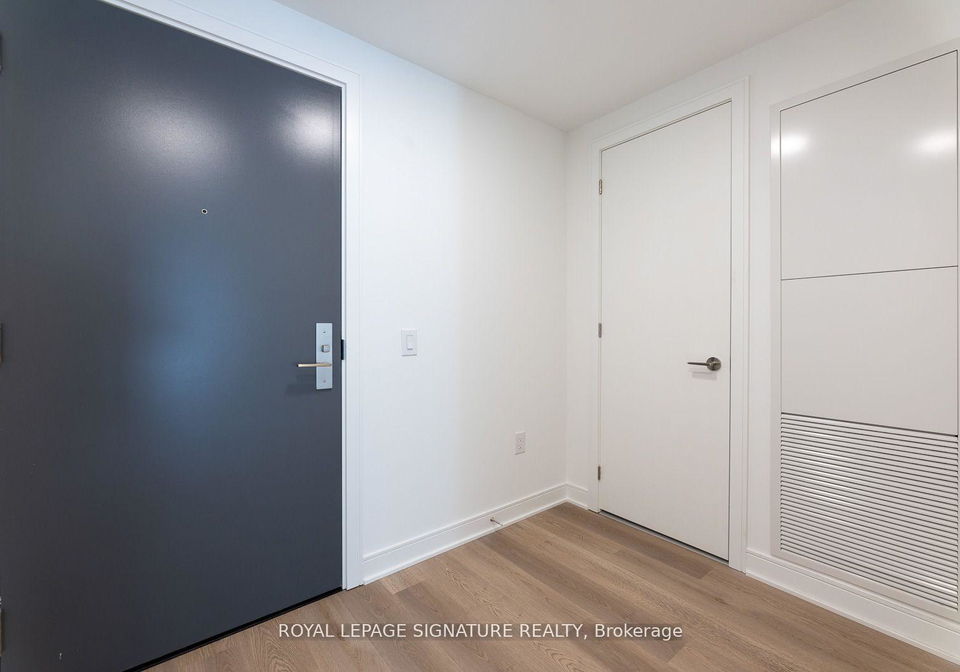 86-dundas-street-w-mississauga-ontario-w12587458