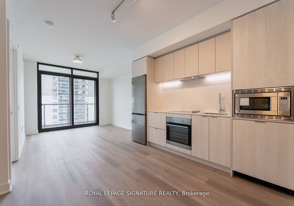 86-dundas-street-w-mississauga-ontario-w12587458