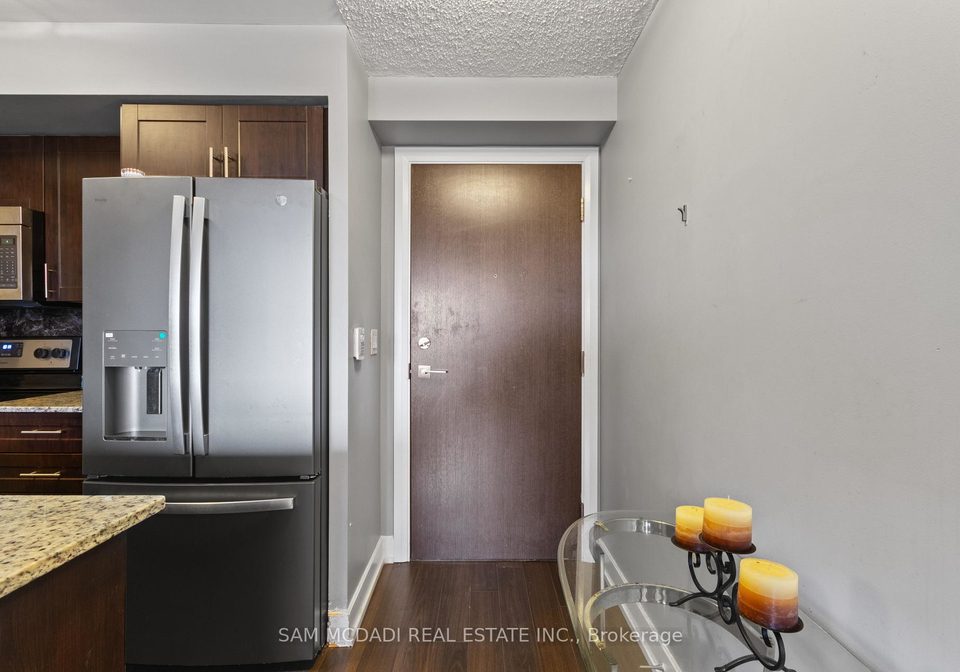 2-eva-road-etobicoke-ontario-w12587922