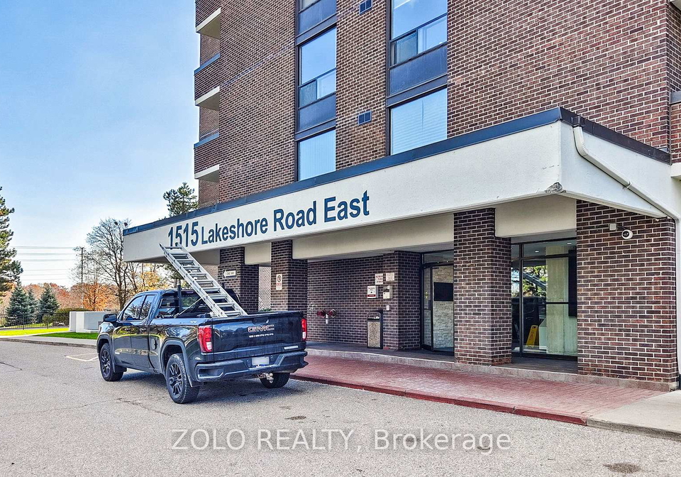 1515-lakeshore-road-e-mississauga-ontario-w12588134