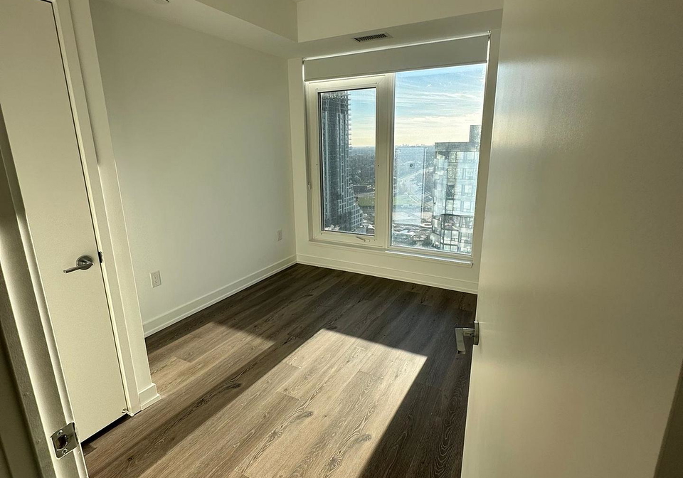 395-square-one-drive-mississauga-ontario-w12588144