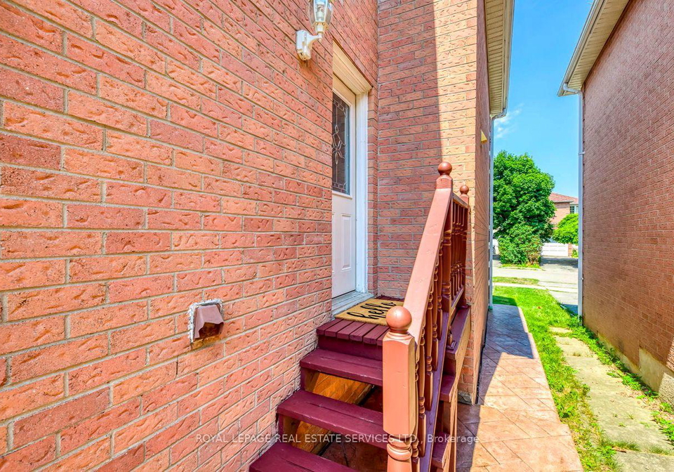 5254-astwell-avenue-mississauga-ontario-w12588430