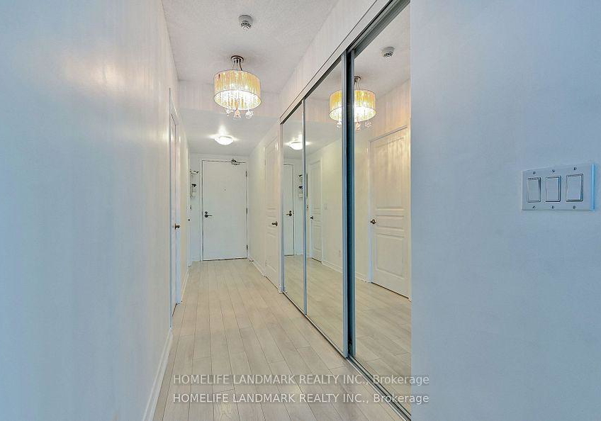 2230-lakeshore-boulevard-w-etobicoke-ontario-w12588590