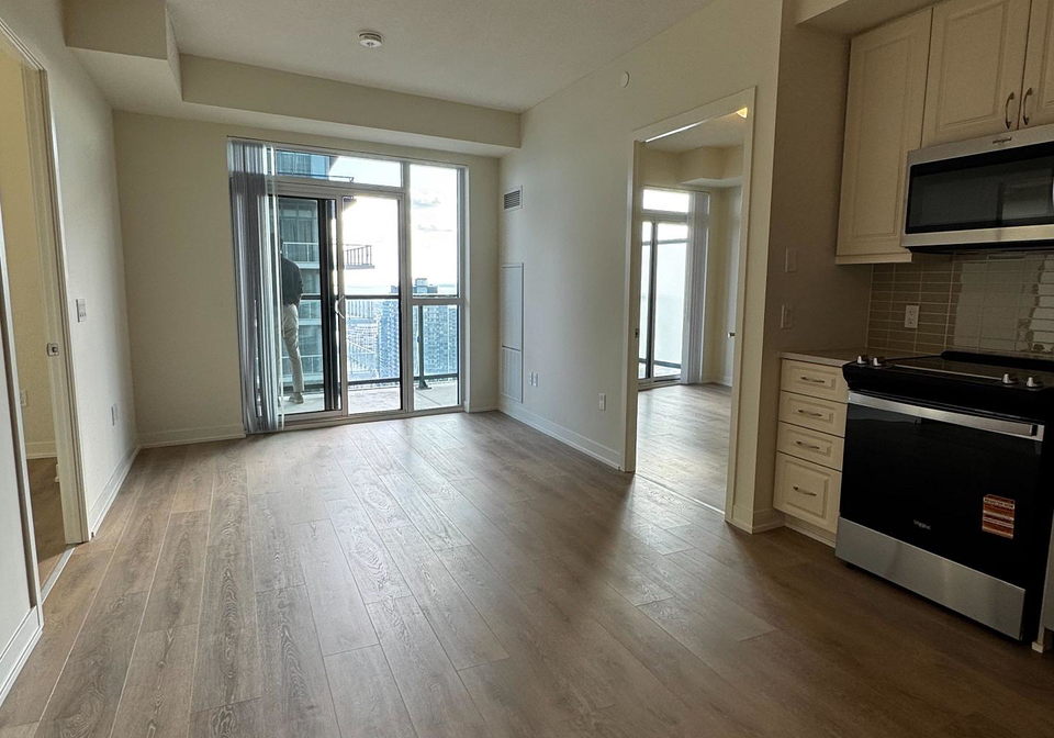 38-annie-craig-drive-etobicoke-ontario-w12588804
