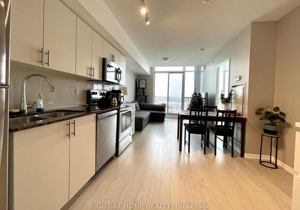 3091-dufferin-street-north-york-ontario-w12588914