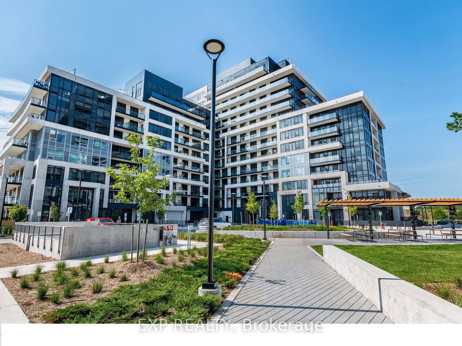 3200-william-coltson-avenue-oakville-ontario-w12588922