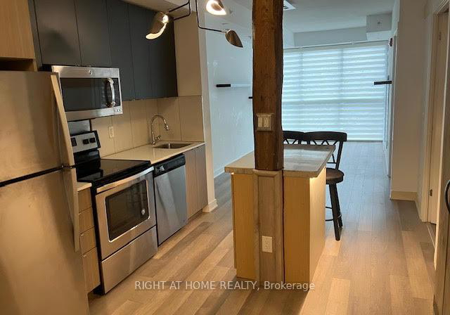 5240-dundas-street-burlington-ontario-w12589562