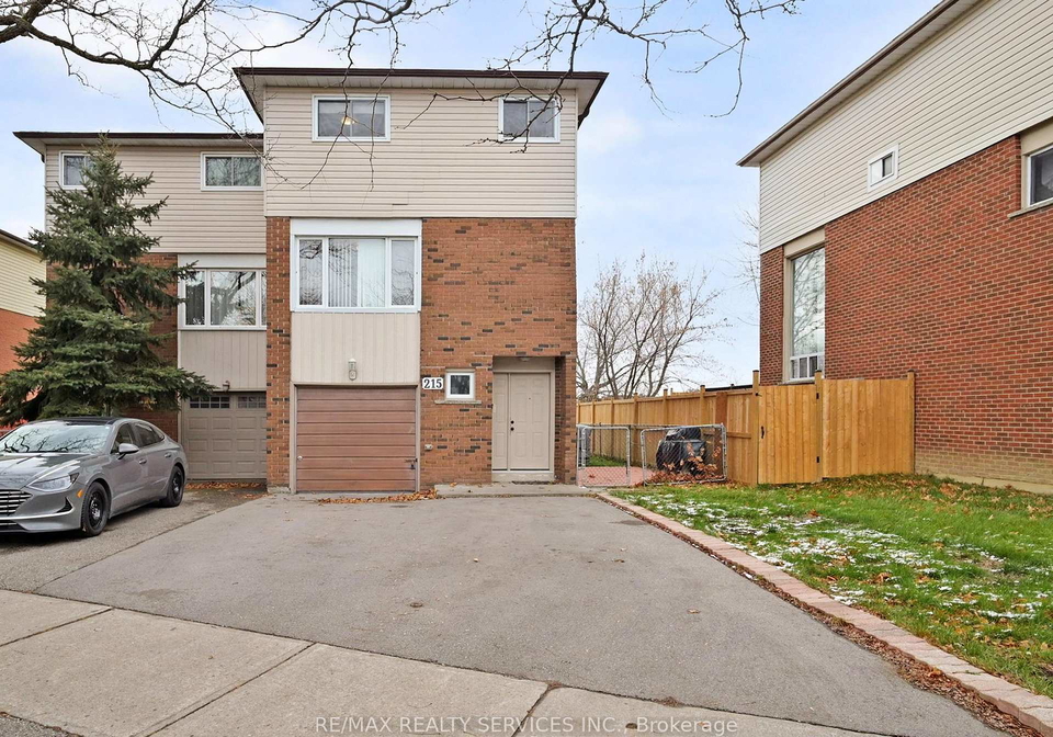 215-kingswood-drive-brampton-ontario-w12589870
