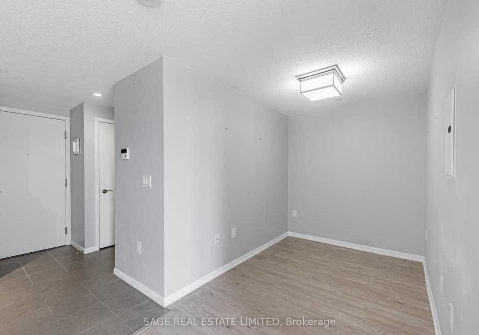 830-lawrence-avenue-w-north-york-ontario-w12589996
