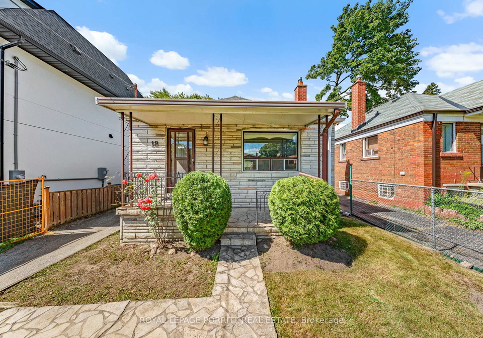 18-stephen-drive-etobicoke-ontario-w12590250