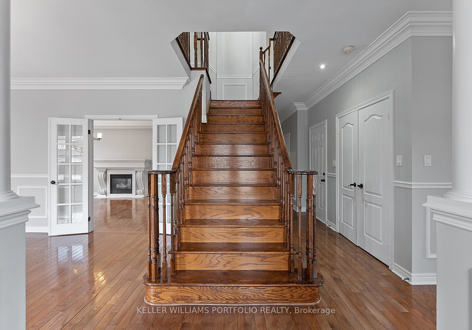 2154-kingsridge-drive-oakville-ontario-w12590448