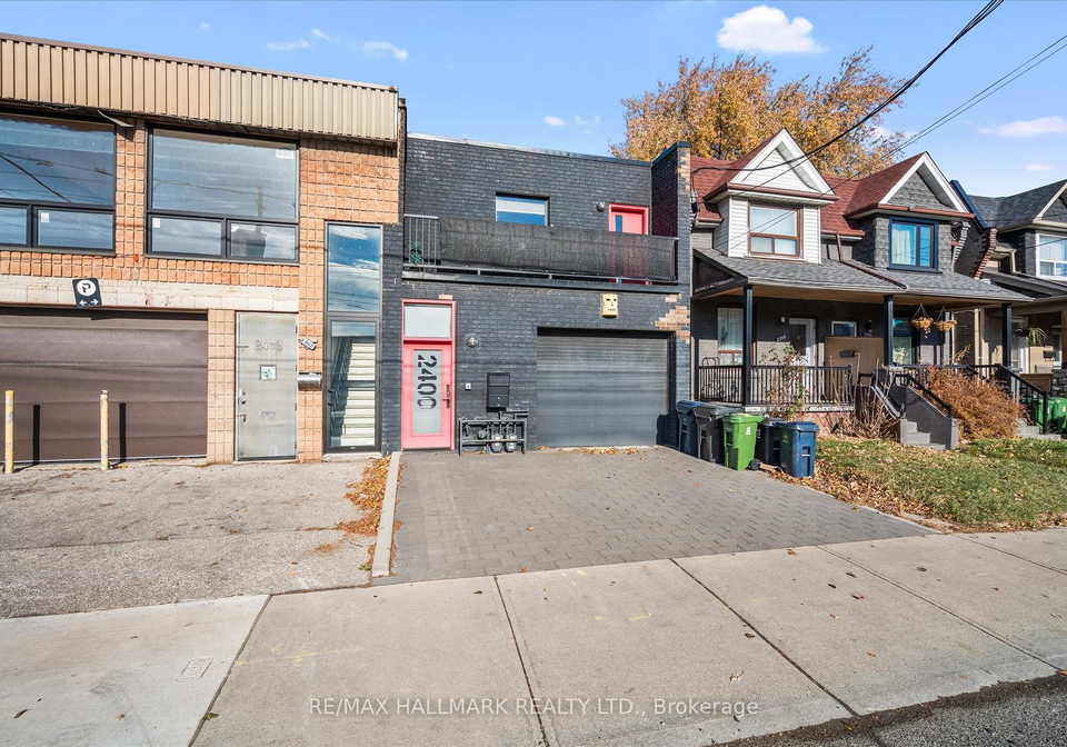 2400-st-clair-avenue-w-toronto-ontario-w12590550