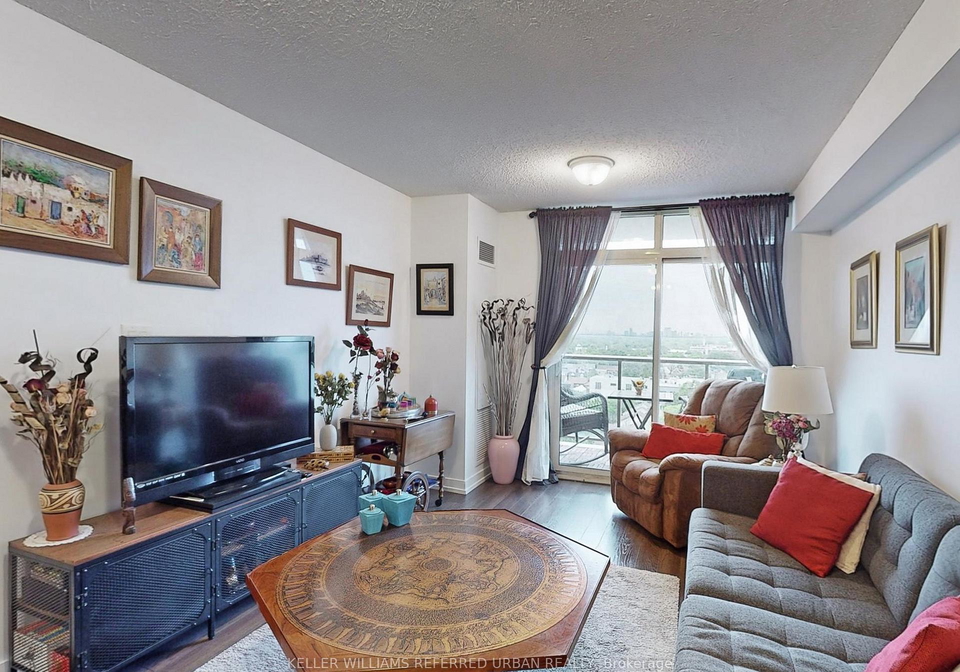 816-lansdowne-avenue-toronto-ontario-w12590616