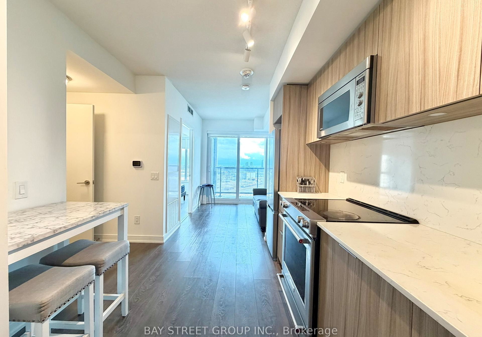30-samuel-wood-way-etobicoke-ontario-w12591004
