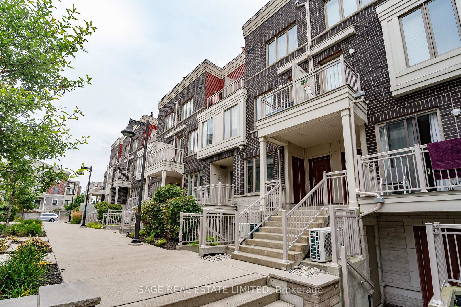 140-long-branch-avenue-etobicoke-ontario-w12591986