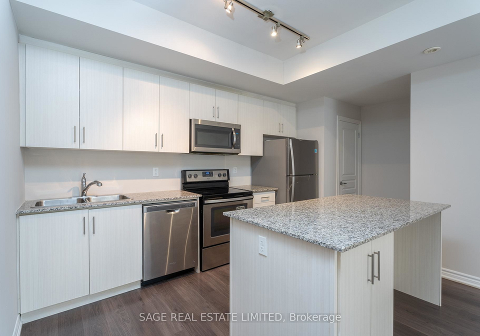 140-long-branch-avenue-etobicoke-ontario-w12591986