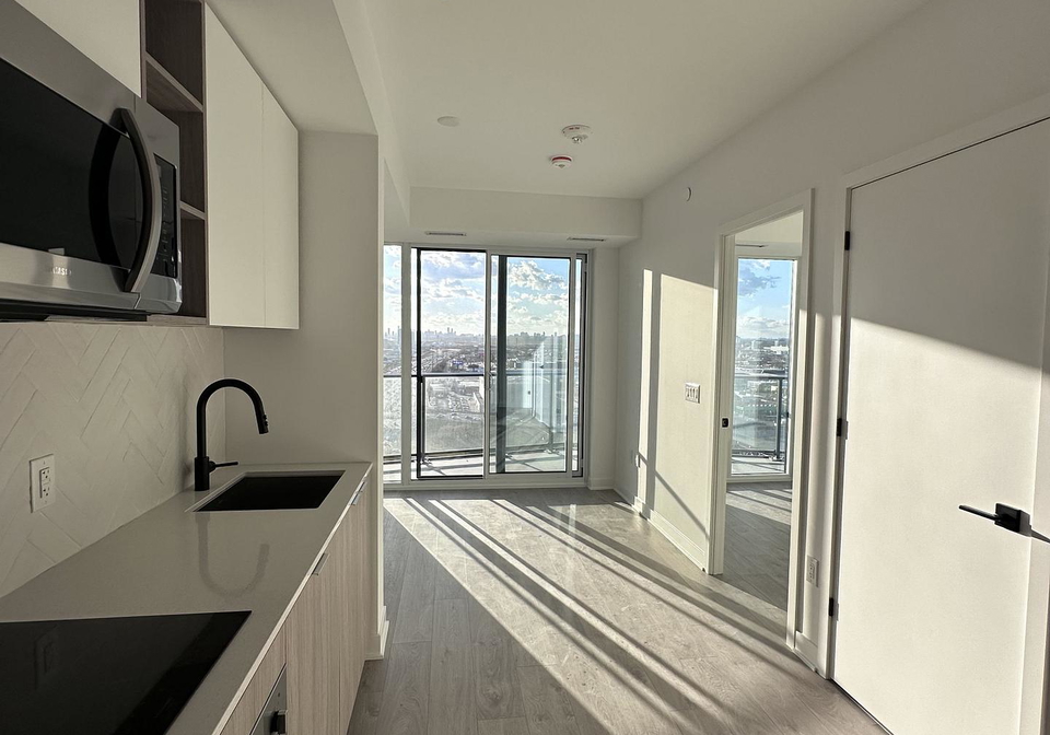 36-zorra-street-etobicoke-ontario-w12592392