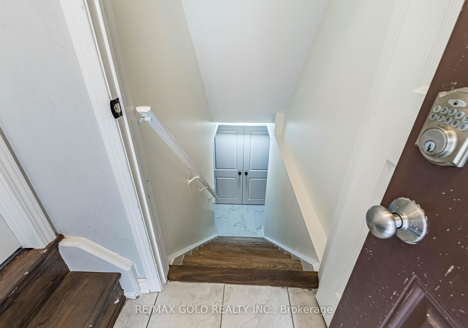 102-leadenhall-road-brampton-ontario-w12592442