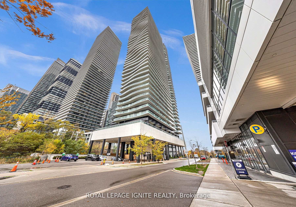 33-shore-breeze-drive-etobicoke-ontario-w12592518