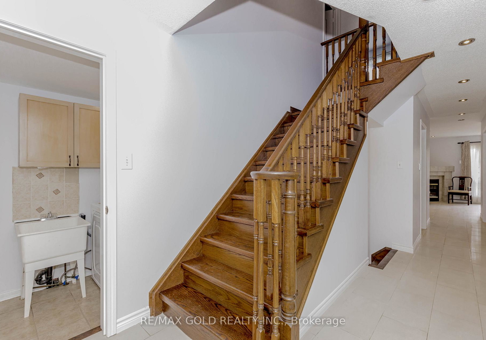 7399-terragar-boulevard-mississauga-ontario-w12593160