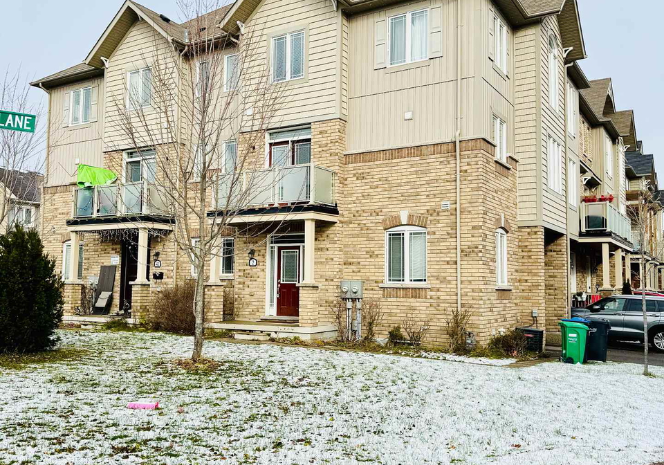 2-melbrit-lane-caledon-ontario-w12593186