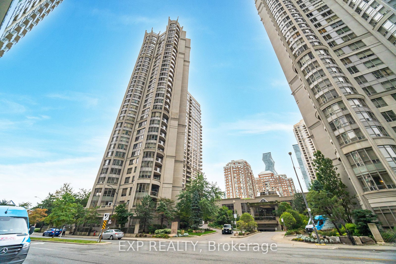 3880-duke-of-york-boulevard-mississauga-ontario-w12593794