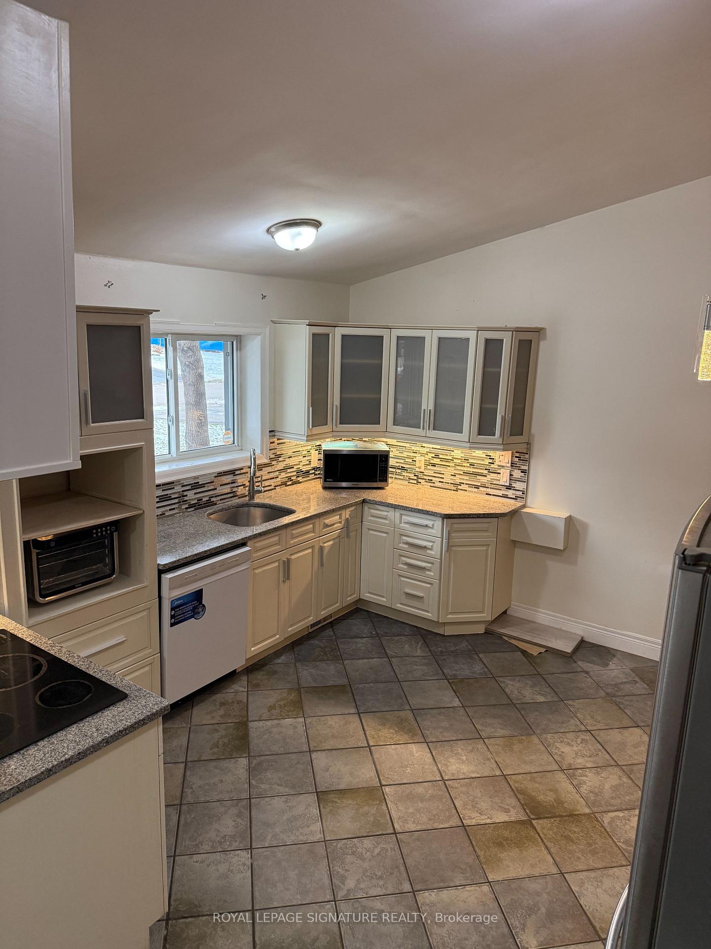25-joseph-street-mississauga-ontario-w12593938