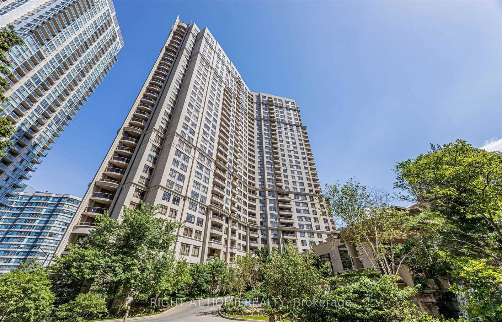 3880-duke-of-york-boulevard-mississauga-ontario-w12594220