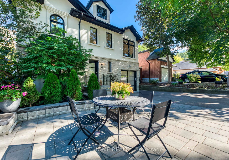 43-south-kingsway-toronto-ontario-w12594472