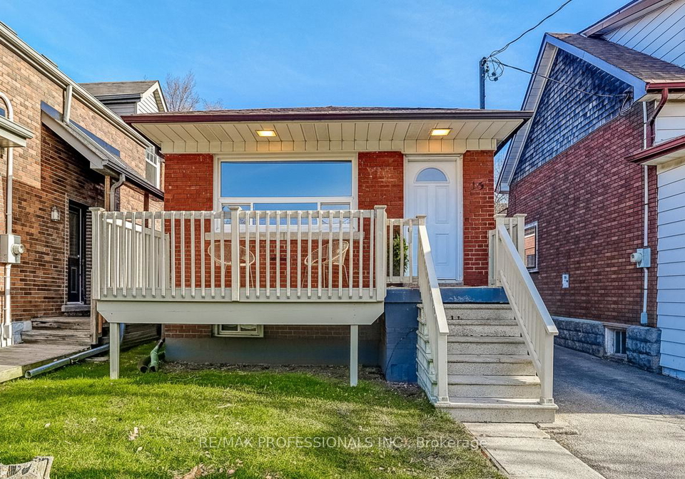 15-fifteenth-street-etobicoke-ontario-w12594692