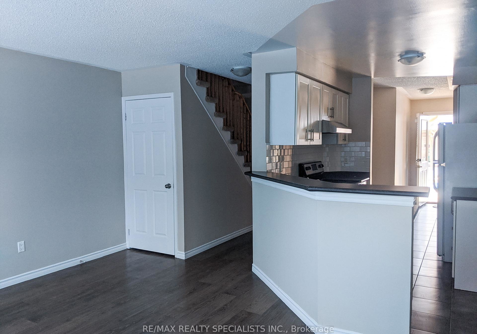 4600-kimbermount-avenue-mississauga-ontario-w12594810