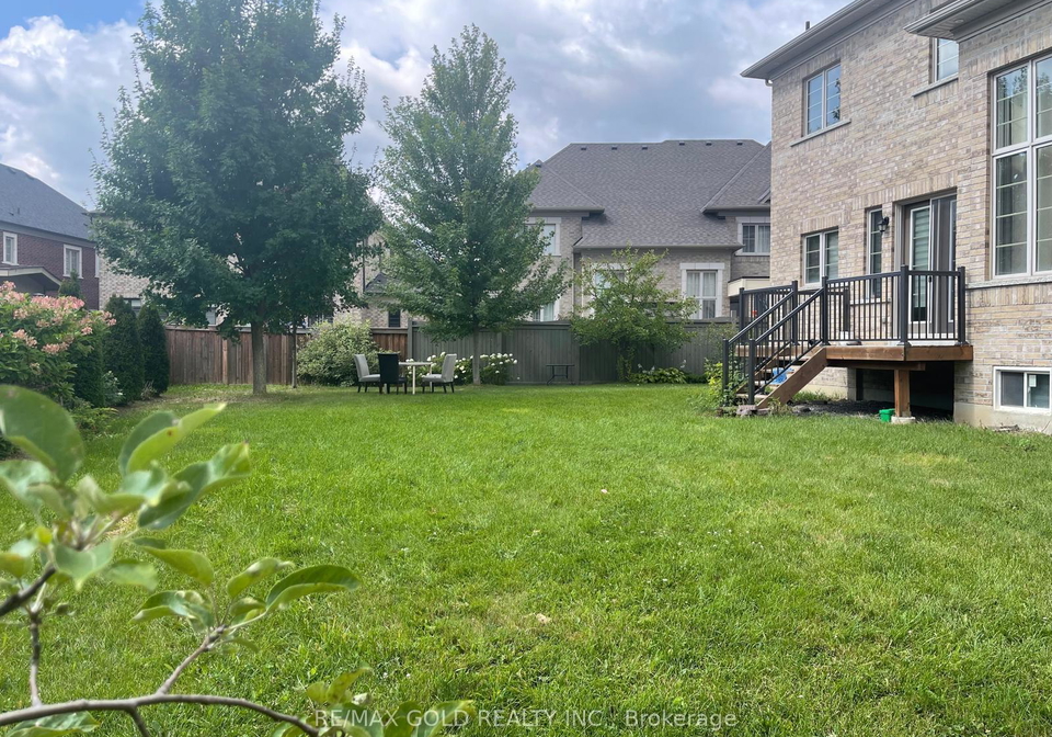 3-poco-street-n-brampton-ontario-w12594936
