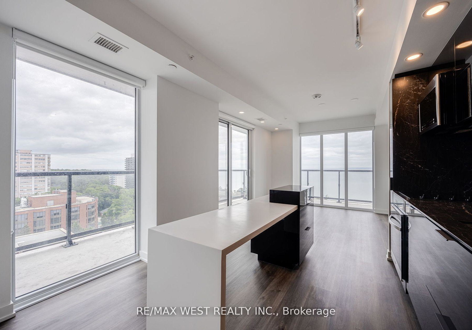 370-martha-street-burlington-ontario-w12595212