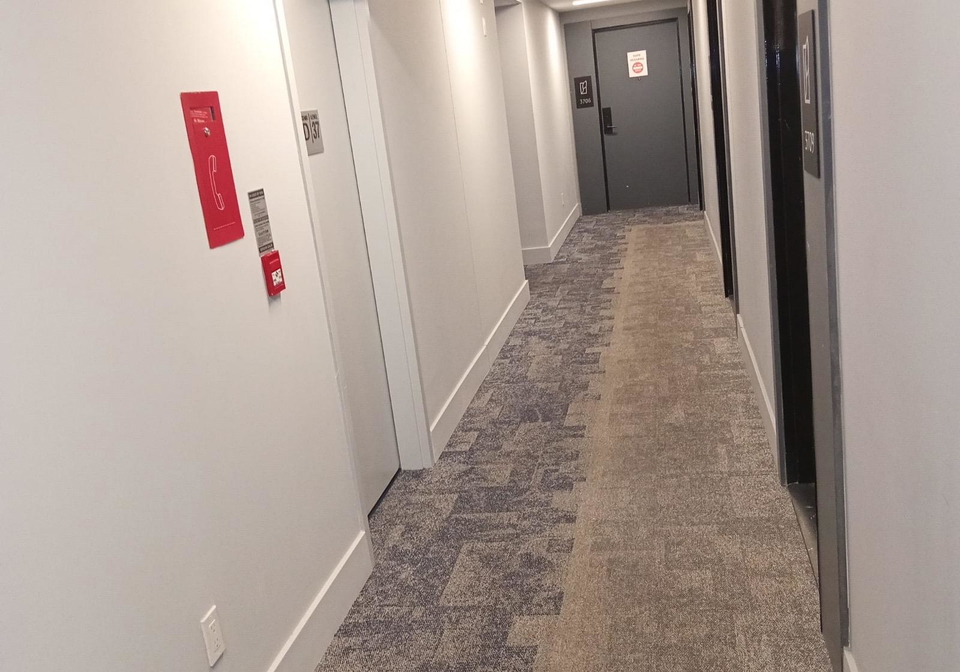 4130-parkside-village-drive-mississauga-ontario-w12595214