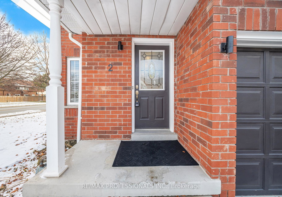2-dawson-crescent-milton-ontario-w12595384