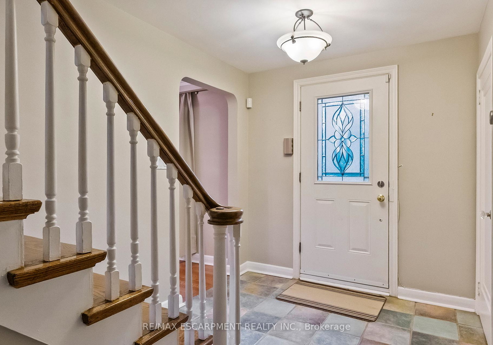 330-poplar-drive-oakville-ontario-w12595512