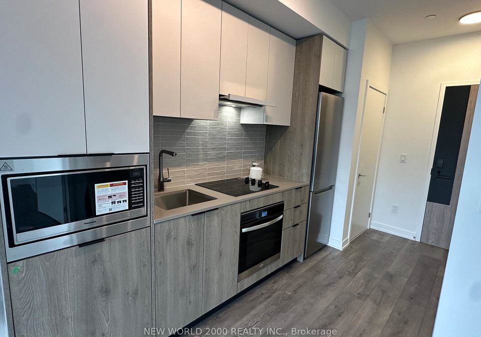 1007-the-queensway-etobicoke-ontario-w12595580