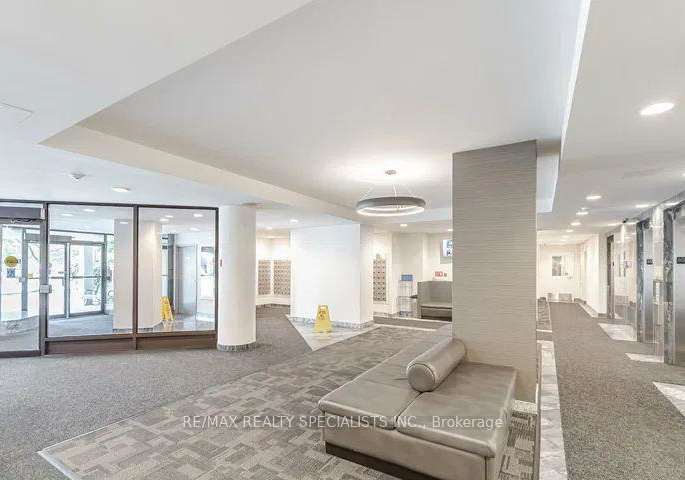 350-webb-drive-mississauga-ontario-w12595582