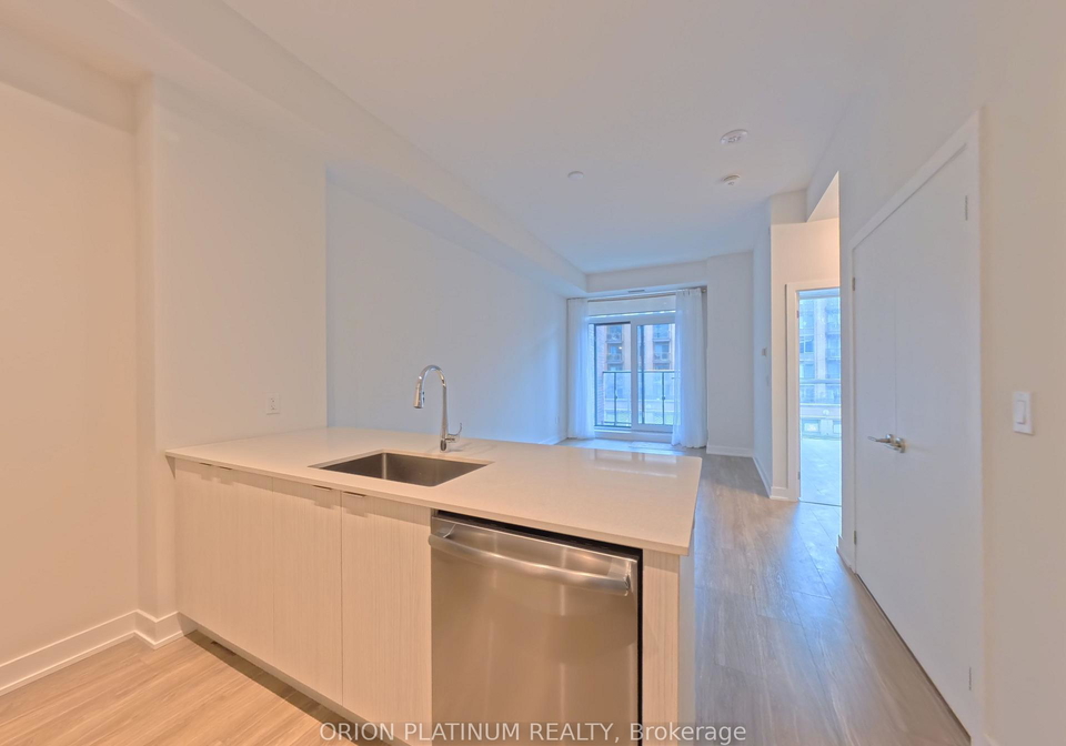 430-square-one-drive-mississauga-ontario-w12595598