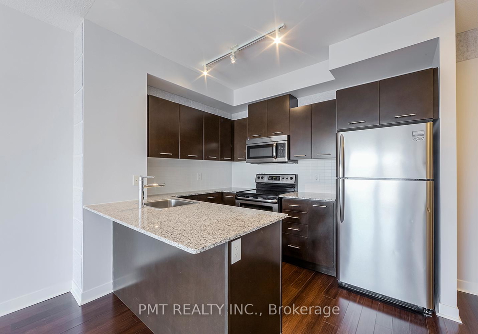 360-square-one-drive-mississauga-ontario-w12595628