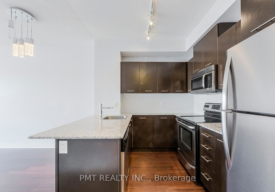 360-square-one-drive-mississauga-ontario-w12595628