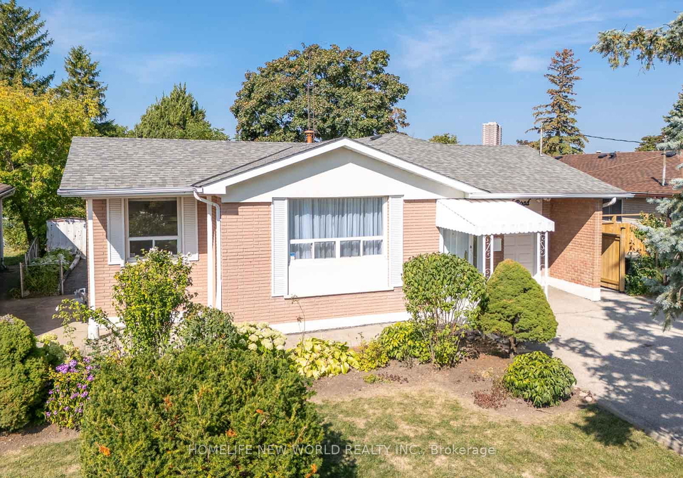 308-sentinel-road-york-ontario-w12595804