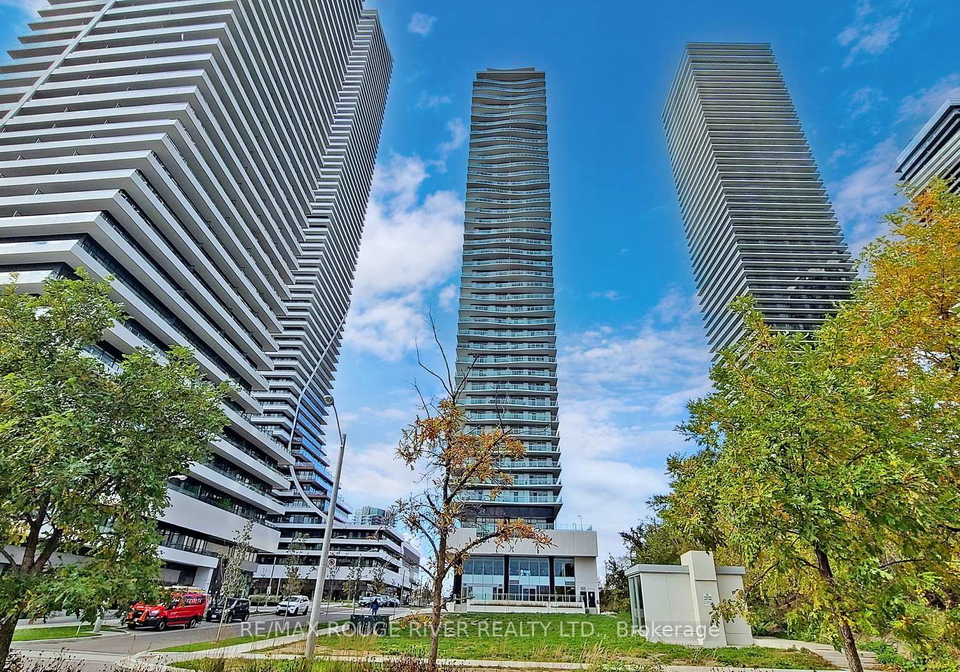 33-shore-breeze-drive-etobicoke-ontario-w12595852