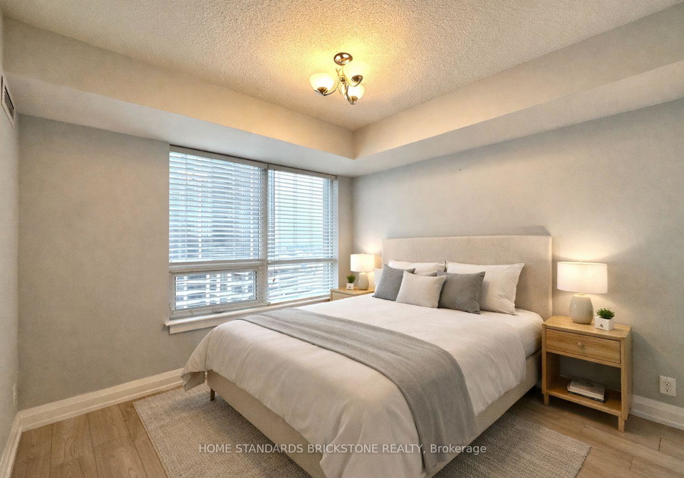 1070-sheppard-avenue-w-york-ontario-w12596504