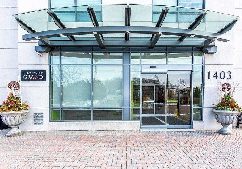 1403-royal-york-road-etobicoke-ontario-w12596536